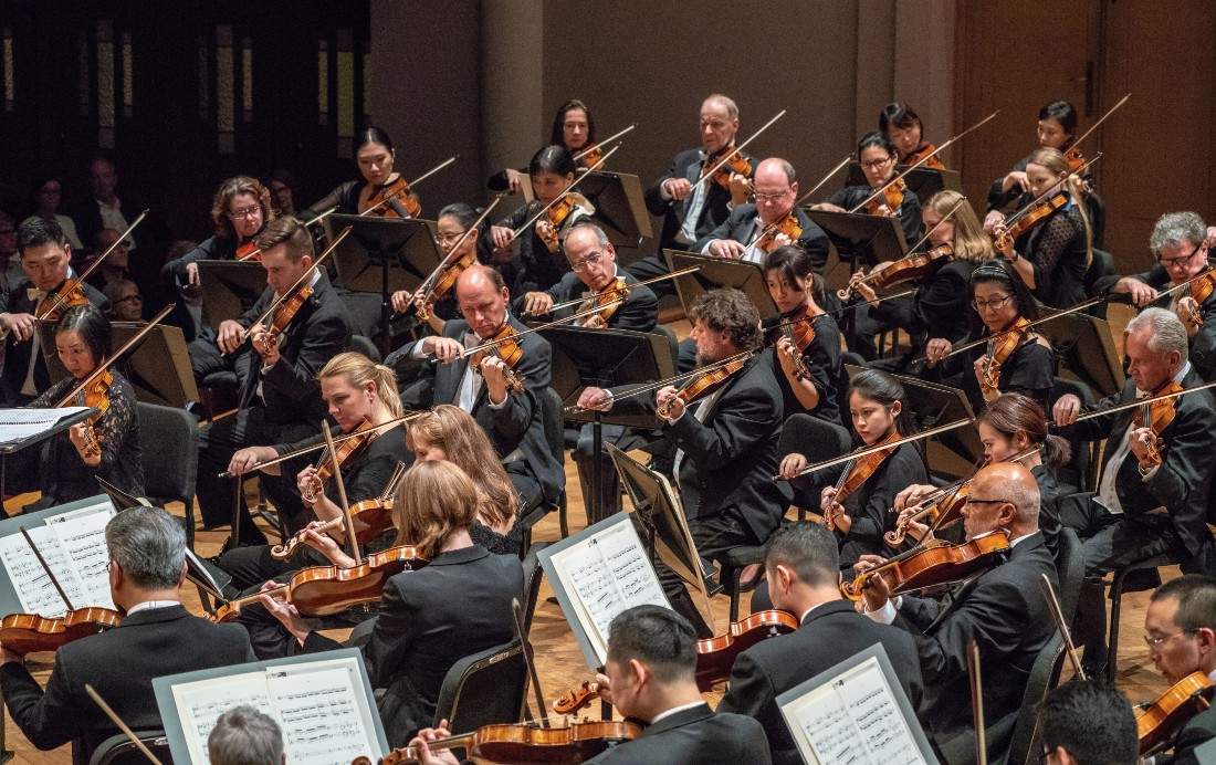 Philadelphia violins playing